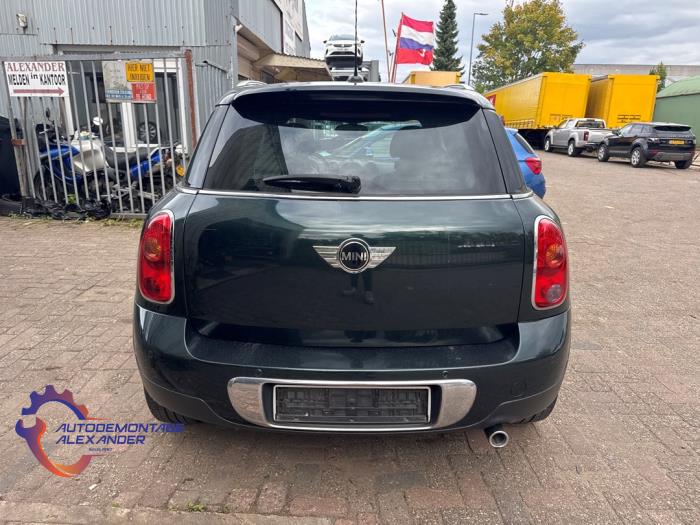 Mini Countryman 1.6 Cooper D Schrottauto (2011, Grün)