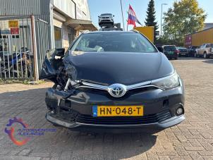 Toyota Auris Touring Sports 1.8 16V Hybrid  (Rozbiórka)