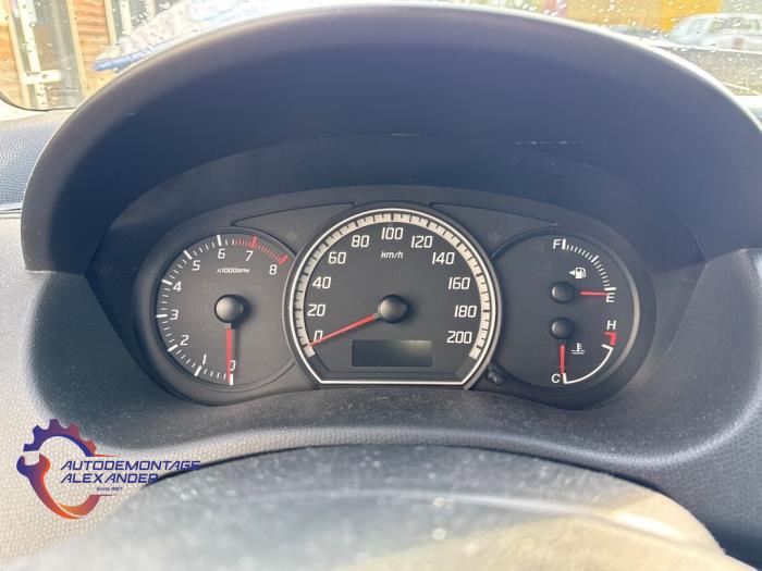 Suzuki Swift 1.3 VVT 16V Samochód złomowany (2005, Niebieski)
