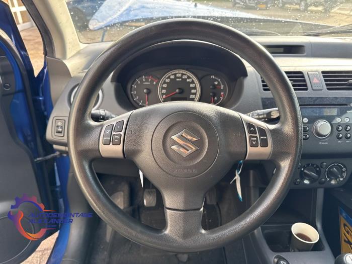 Suzuki Swift 1.3 VVT 16V Samochód złomowany (2005, Niebieski)
