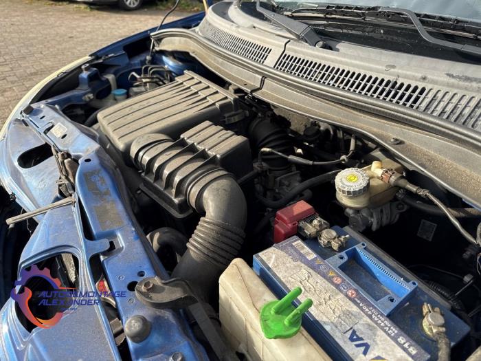 Suzuki Swift 1.3 VVT 16V Samochód złomowany (2005, Niebieski)