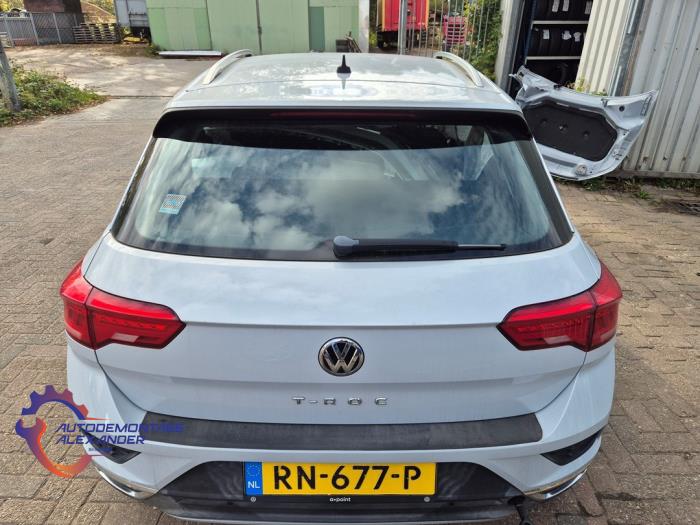 Volkswagen T-Roc 1.0 TSI 12V BlueMotion Vehículo de desguace (2018, Blanco)