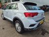 Volkswagen T-Roc 1.0 TSI 12V BlueMotion Vehículo de desguace (2018, Blanco)
