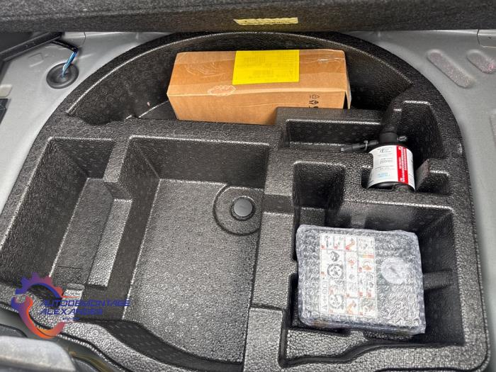 Mazda 2 Hybrid 1.5 12V Vehículo de desguace (2025)