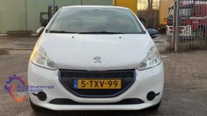 Peugeot 208 I 1.0 Vti 12V PureTech Vehículo de desguace (2014, Blanco)