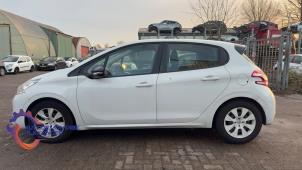 Peugeot 208 I 1.0 Vti 12V PureTech Vehículo de desguace (2014, Blanco)