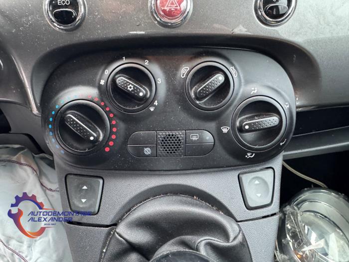 Fiat 500 0.9 TwinAir 85 Samochód złomowany (2013, Szary)