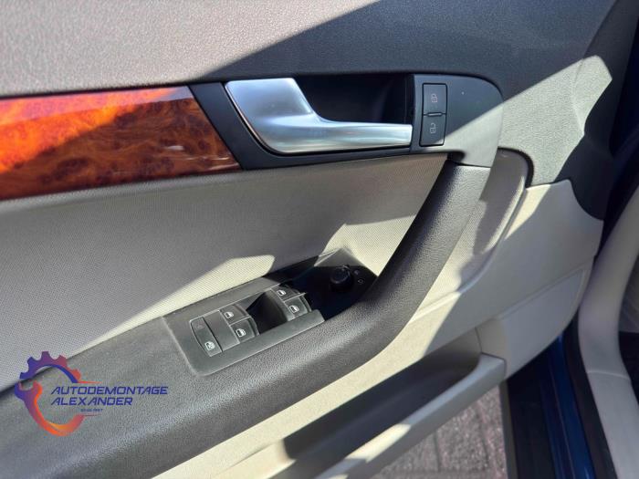 Audi A3 Sportback 2.0 TDI 16V Samochód złomowany (2009, Niebieski)