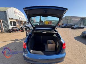Audi A3 Sportback 2.0 TDI 16V Samochód złomowany (2009, Niebieski)