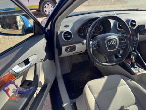 Audi A3 Sportback 2.0 TDI 16V Samochód złomowany (2009, Niebieski)