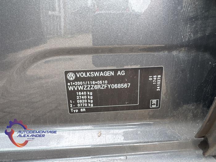 Volkswagen Polo V 1.4 TDI 12V 90 Épave (2014, Gris)