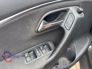 Volkswagen Polo V 1.4 TDI 12V 90 Épave (2014, Gris)