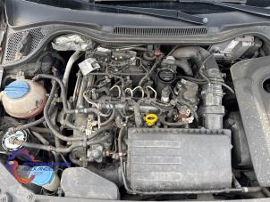 Volkswagen Polo V 1.4 TDI 12V 90 Épave (2014, Gris)