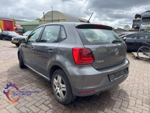 Volkswagen Polo V 1.4 TDI 12V 90 Épave (2014, Gris)