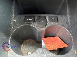 Volkswagen Polo V 1.4 TDI 12V 90 Épave (2014, Gris)