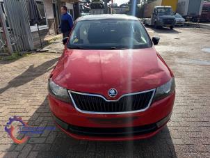 Skoda Rapid Spaceback 1.6 TDI Greenline Vehículo de desguace (2014, Rojo)