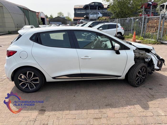 Renault Clio IV 0.9 Energy TCE 90 12V Samochód złomowany (2017, Bialy)