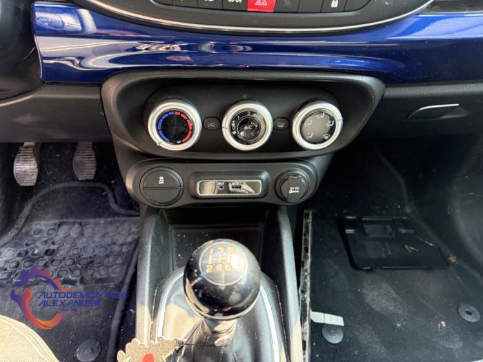 Fiat 500L 1.4 16V Vehículo de desguace (2018, Azul)