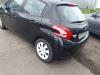 Peugeot 208 I 1.0 Vti 12V PureTech Schrottauto (2014, Schwarz)