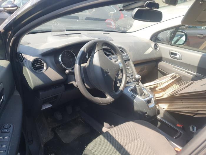 Peugeot 5008 I 1.6 THP 16V Samochód złomowany (2012, Szary)