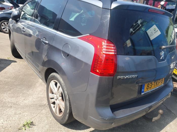 Peugeot 5008 I 1.6 THP 16V Samochód złomowany (2012, Szary)
