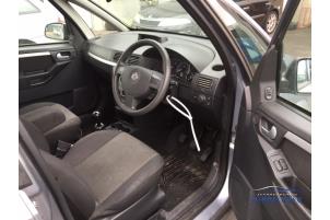 Opel Meriva Samochód złomowany (2004, Srebrny)