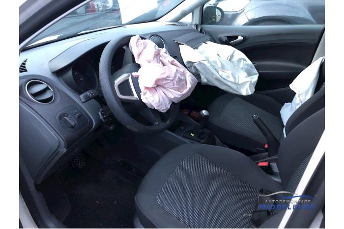Seat Ibiza IV 1.4 TDI Salvage vehicle (2009, Candy White)