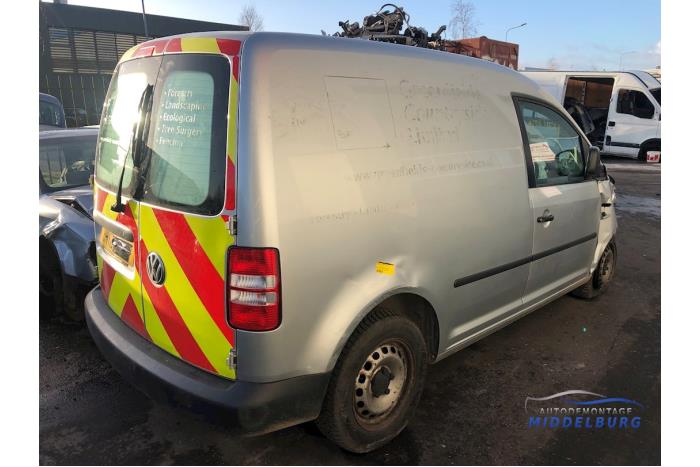 Volkswagen Caddy III 1.6 TDI 16V Épave (2012, Métallisé, Gris argenté)