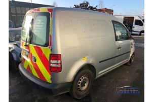 Volkswagen Caddy III 1.6 TDI 16V Épave (2012, Métallisé, Gris argenté)