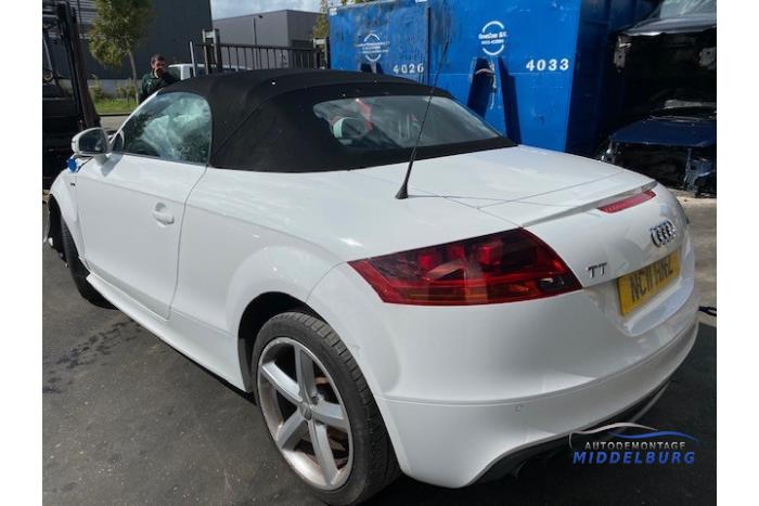 Audi TT Roadster 1.8 TFSI 16V Épave (2011, Blanc)