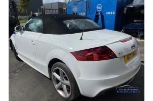 Audi TT Roadster 1.8 TFSI 16V Épave (2011, Blanc)