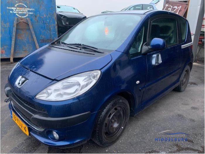 Peugeot 1007 1.6 GTI,Gentry 16V Épave (2009, Bleu)