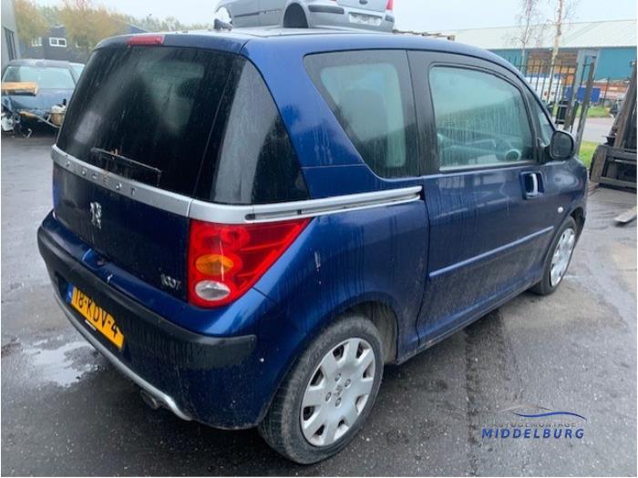 Peugeot 1007 1.6 GTI,Gentry 16V Épave (2009, Bleu)