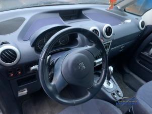 Peugeot 1007 1.6 GTI,Gentry 16V Épave (2009, Bleu)