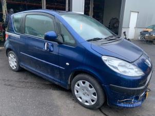 Peugeot 1007 1.6 GTI,Gentry 16V Épave (2009, Bleu)