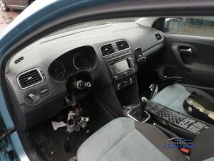 Volkswagen Polo V 1.2 TDI 12V BlueMotion Épave (2011, Bleu)