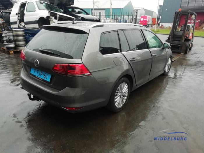 Volkswagen Golf VII Variant 1.6 TDI BlueMotion 16V Épave (2014, Gris)