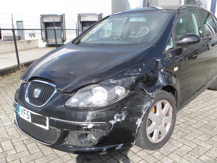 Seat Altea 1.9 TDI Skrotfordon (2007, ZWART MET)
