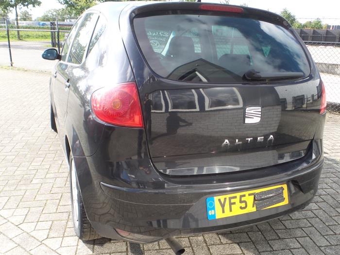Seat Altea 1.9 TDI Skrotfordon (2007, ZWART MET)