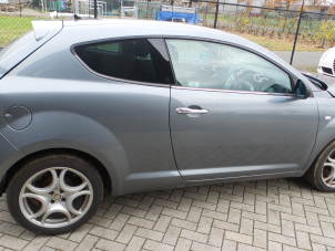 Alfa Romeo MiTo 1.4 TB 16V Samochód złomowany (2010, Szary)