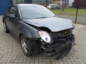 Alfa Romeo MiTo 1.4 TB 16V Samochód złomowany (2010, Szary)