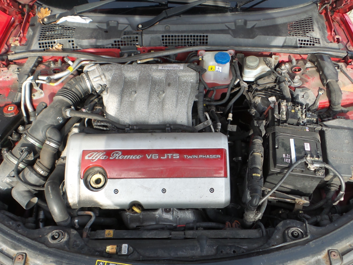 Alfa Romeo Brera 3.2 JTS Q4 V6 24V Salvage vehicle (2007, Unicolor, Red)