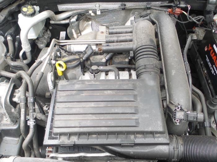 Seat Leon 1.2 TSI Ecomotive 16V Samochód złomowany (2014, Antracytowy)
