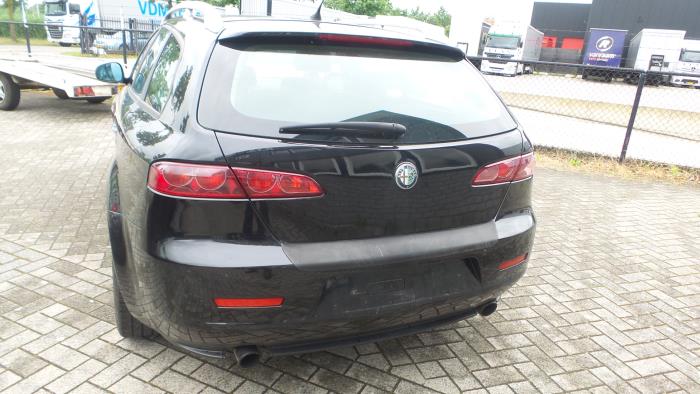 Alfa Romeo 159 Sportwagon 3.2 JTS V6 24V Q4 Salvage vehicle (2007