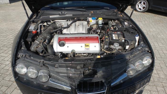 Alfa Romeo 159 Sportwagon 3.2 JTS V6 24V Salvage vehicle (2008 ...