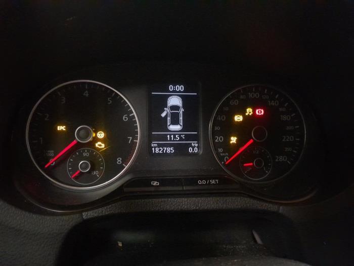 Volkswagen Polo V 1.4 GTI 16V Samochód złomowany (2011, Metalik, Srebrny)