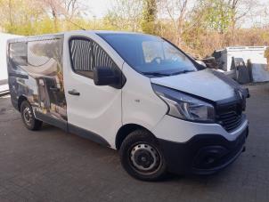 Renault Trafic 1.6 dCi 95 Schrottauto (2017, Weiß)