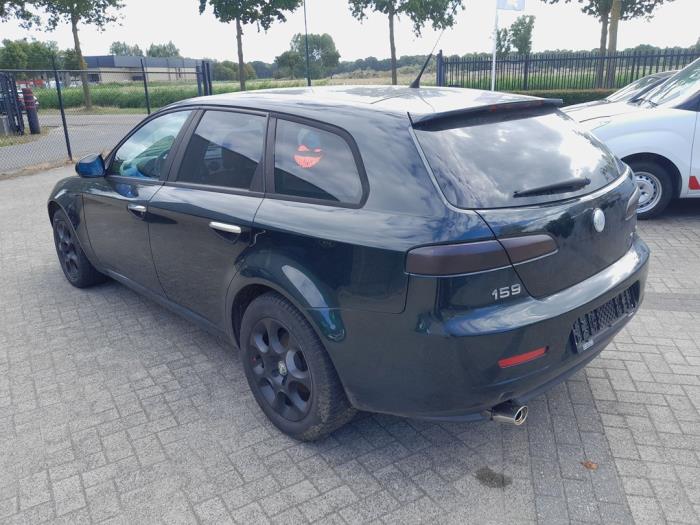 Alfa Romeo 159 1.9 JTS 16V Salvage vehicle (2007, Black)
