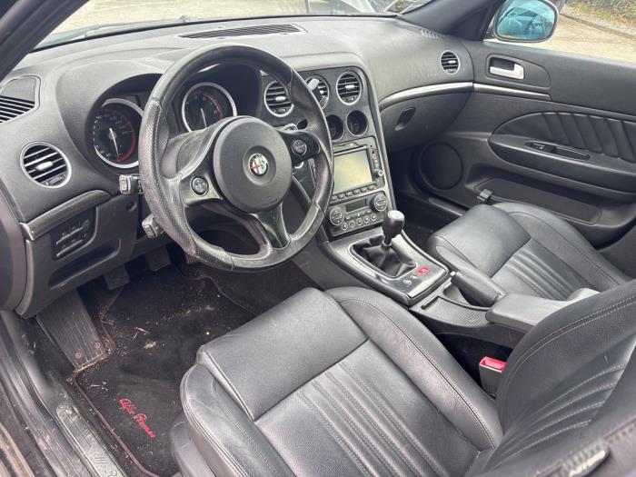 Alfa Romeo 159 Sportwagon 1.8 TBi 16V Épave (2011, Noir)