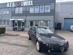 Alfa Romeo 159 Sportwagon 1.8 TBi 16V Épave (2011, Noir)